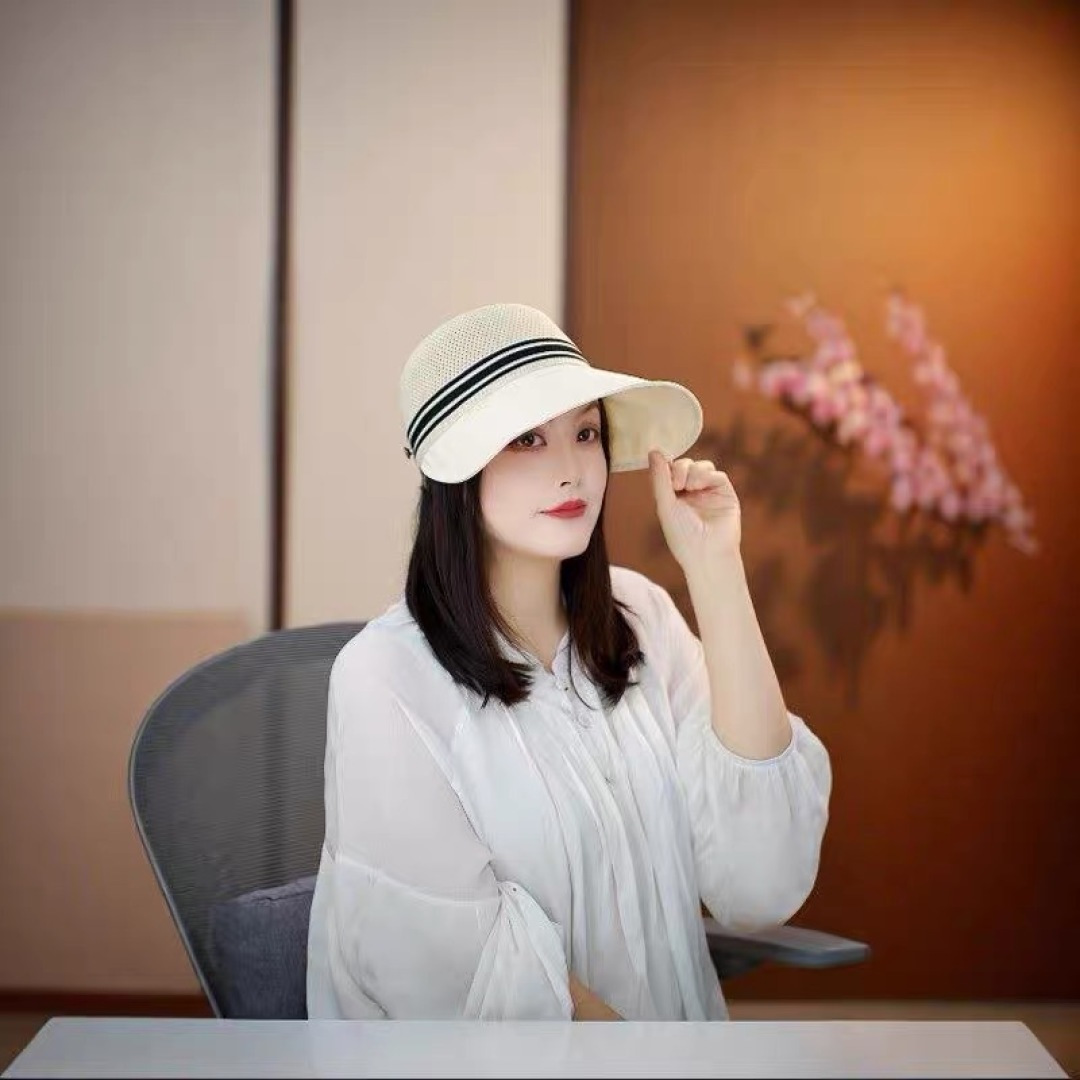  Prada普拉达宽檐鸭舌帽子女夏季大帽檐编织韩版渔夫帽百
搭款透气网眼防晒帽子