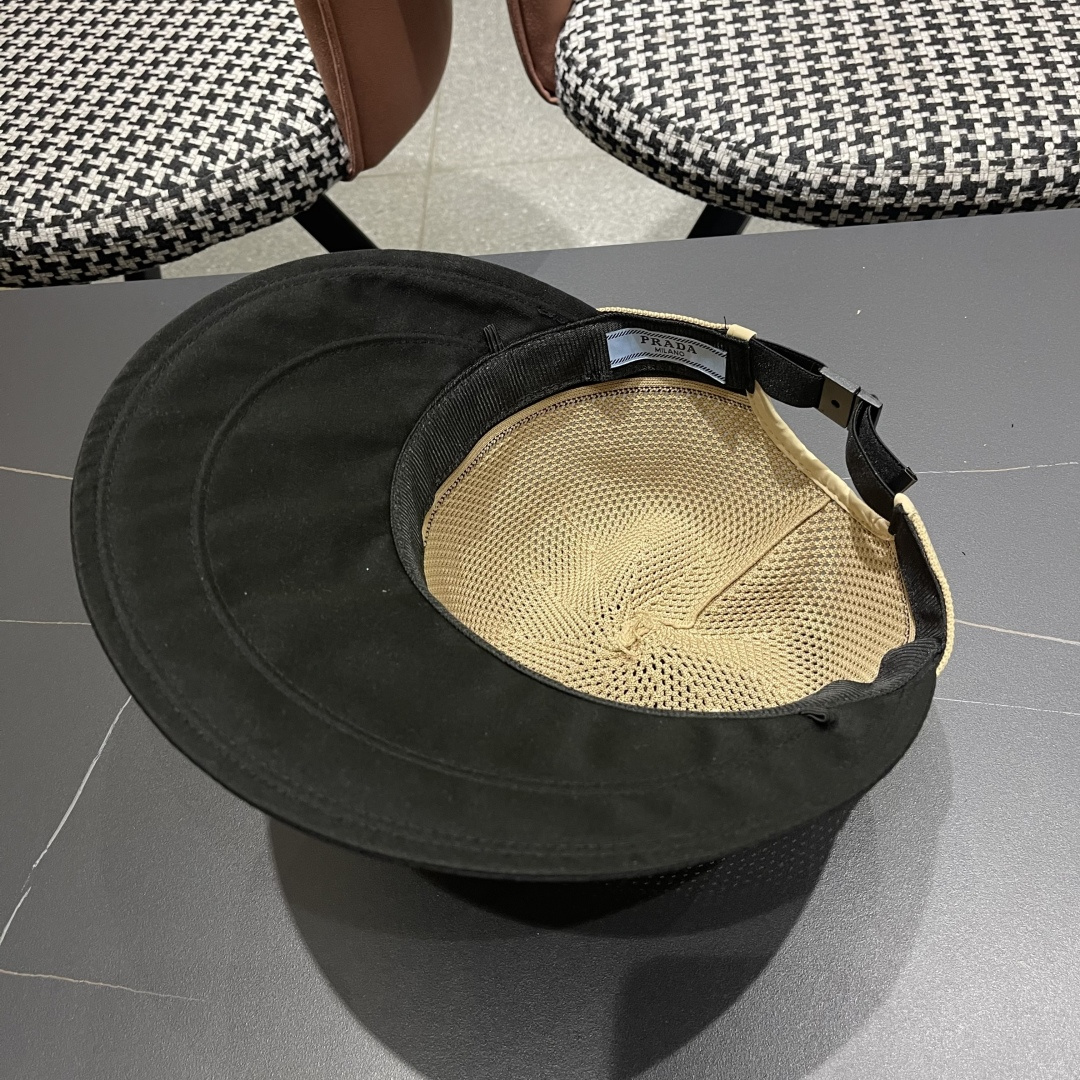  Prada普拉达宽檐鸭舌帽子女夏季大帽檐编织韩版渔夫帽百
搭款透气网眼防晒帽子