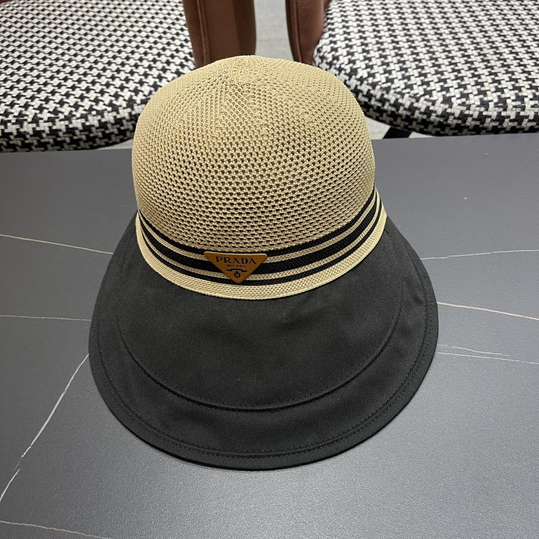  Prada普拉达宽檐鸭舌帽子女夏季大帽檐编织韩版渔夫帽百
搭款透气网眼防晒帽子