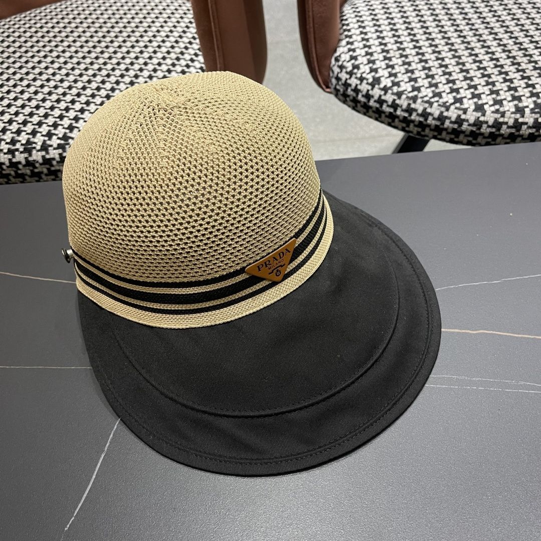  Prada普拉达宽檐鸭舌帽子女夏季大帽檐编织韩版渔夫帽百
搭款透气网眼防晒帽子