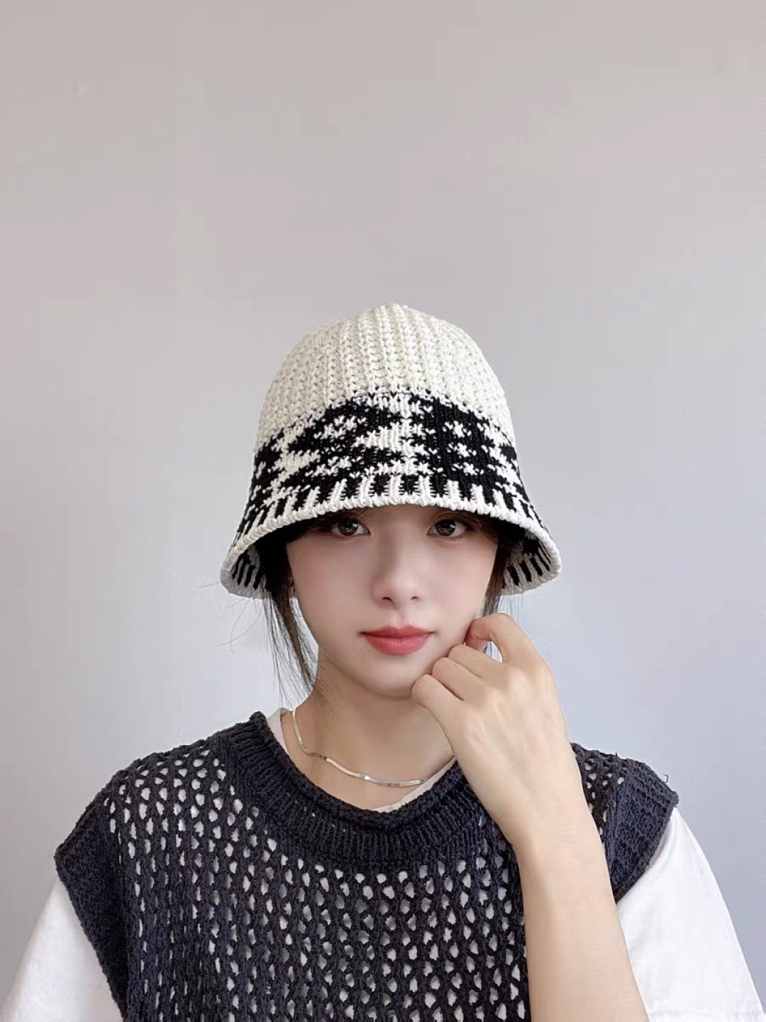  香奈儿Chanel日系拼色复古菱形格遮阳针织帽女春夏韩版百搭显
脸小素颜水桶帽潮