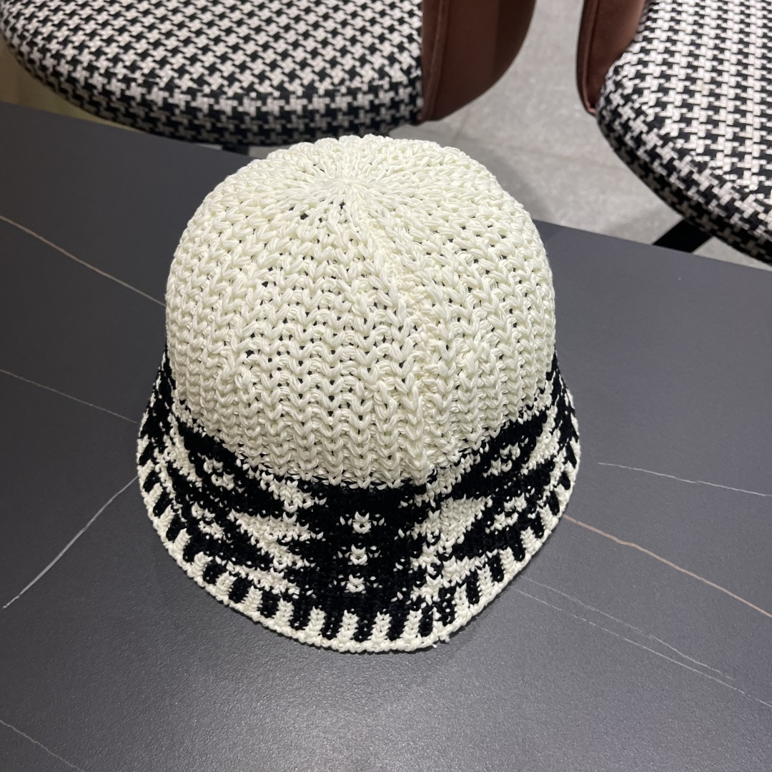  香奈儿Chanel日系拼色复古菱形格遮阳针织帽女春夏韩版百搭显
脸小素颜水桶帽潮