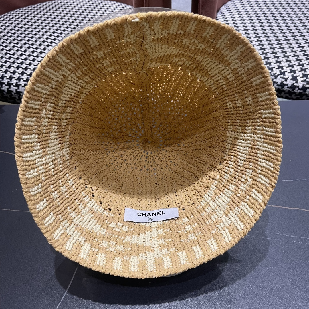  香奈儿Chanel日系拼色复古菱形格遮阳针织帽女春夏韩版百搭显
脸小素颜水桶帽潮