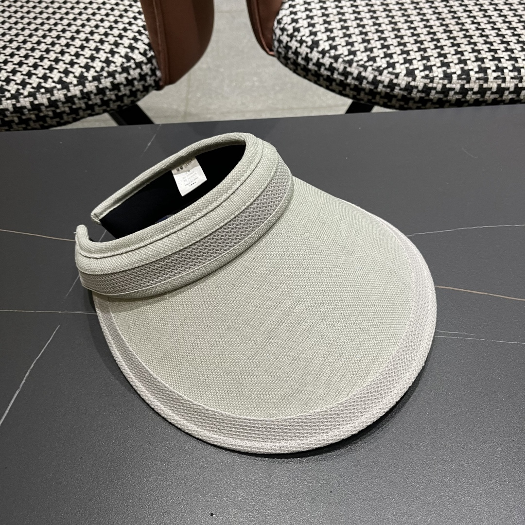  Lv 路易威登2025新款仿麻发箍式遮阳空顶帽春夏季户外防晒帽防紫外线
韩版大帽檐显脸小