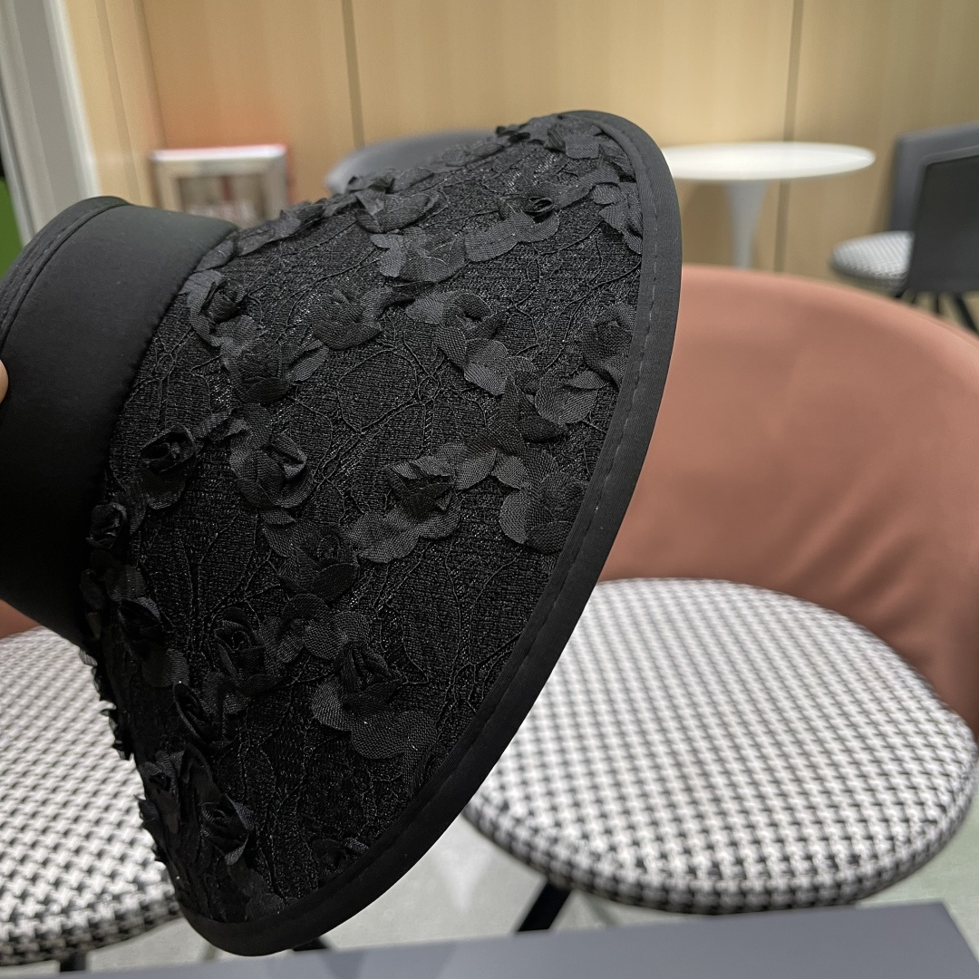  蒙口MONCLER2025新款花朵空顶帽女春夏出游遮阳防晒帽显脸小