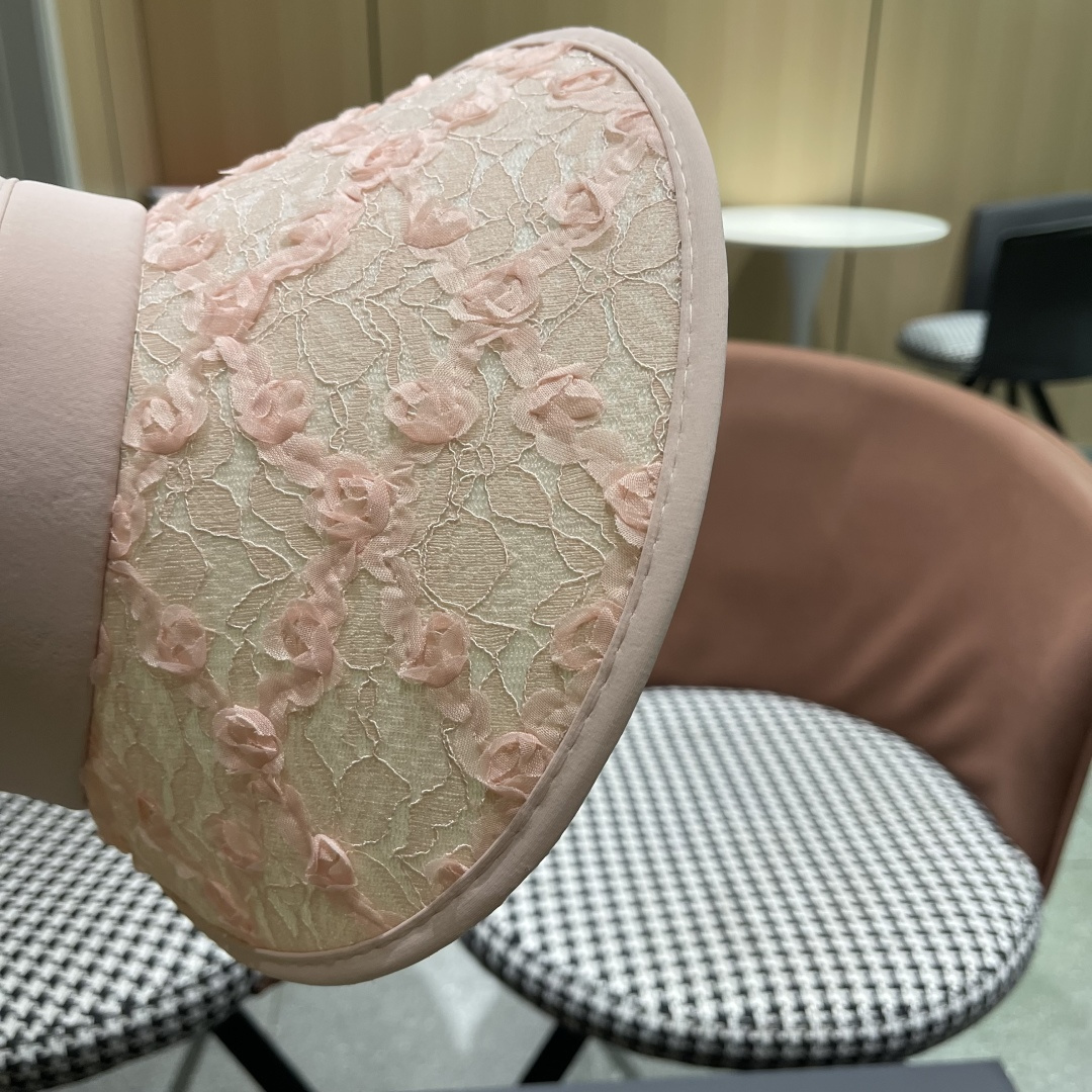  蒙口MONCLER2025新款花朵空顶帽女春夏出游遮阳防晒帽显脸小