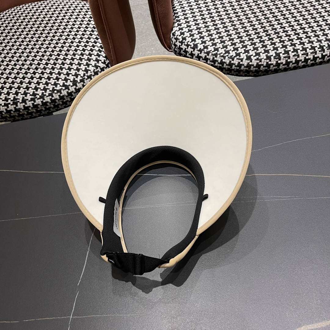  蒙口MONCLER2025新款花朵空顶帽女春夏出游遮阳防晒帽显脸小