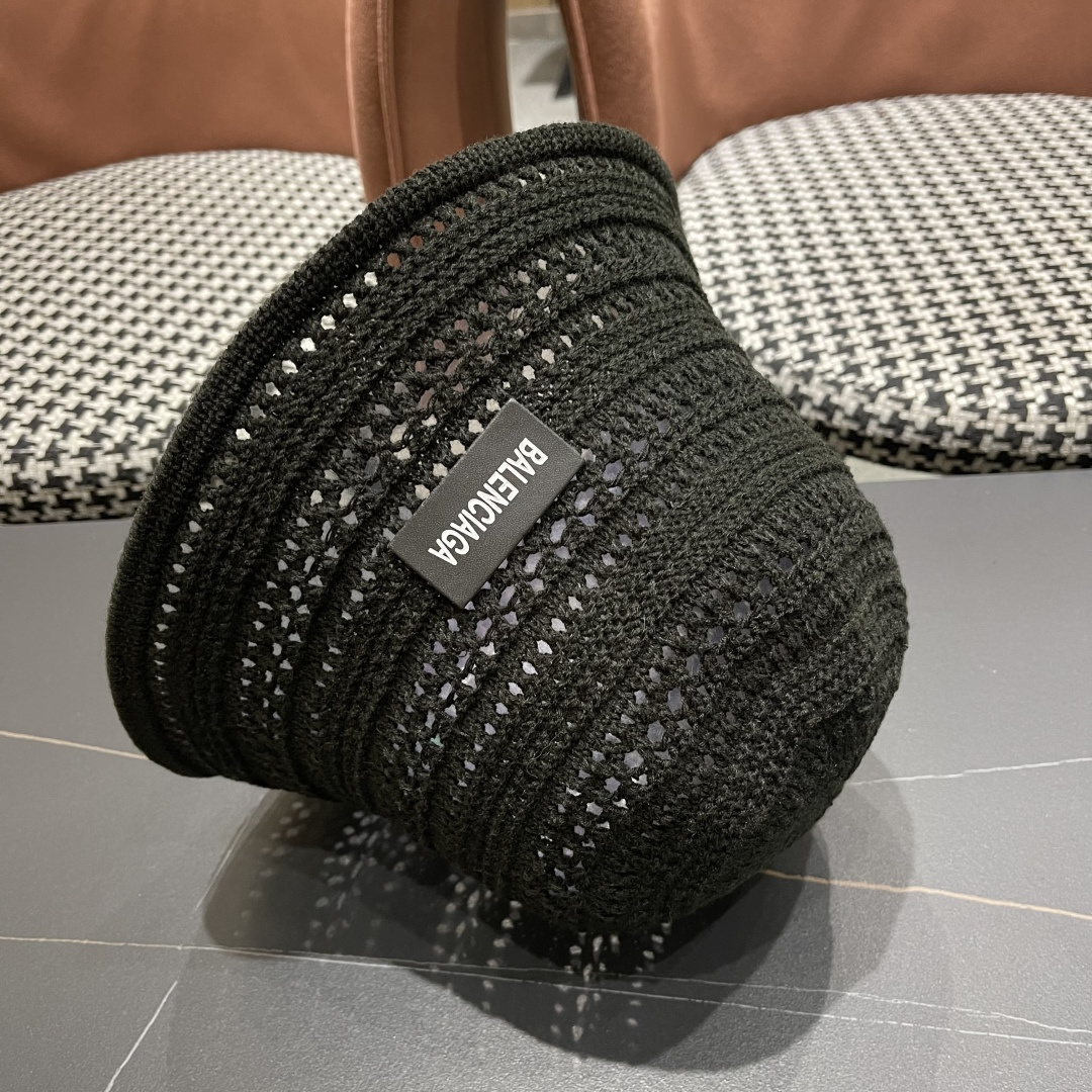  BALENCIAGA 巴黎世家日系百搭针织镂空渔夫帽子女春夏季2025新款透气遮阳防晒帽子