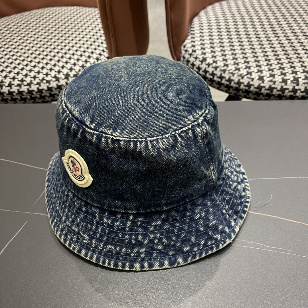  Moncler蒙口2025新款牛仔渔夫帽，经典流行款，质量超赞，