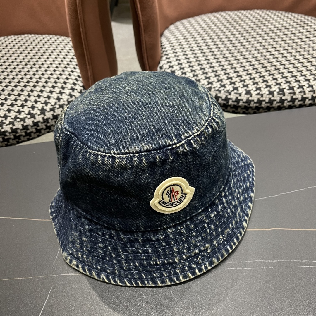  Moncler蒙口2025新款牛仔渔夫帽，经典流行款，质量超赞，