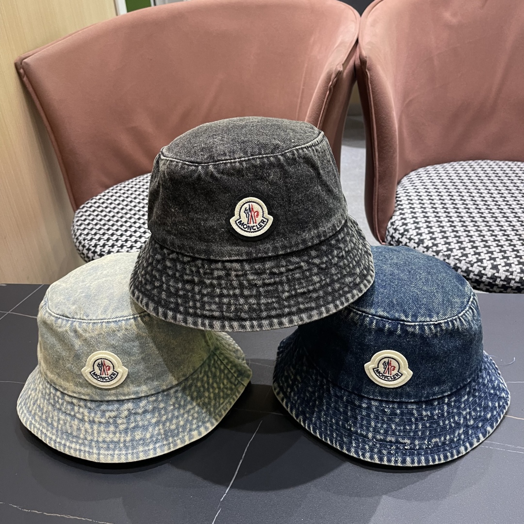  Moncler蒙口2025新款牛仔渔夫帽，经典流行款，质量超赞，