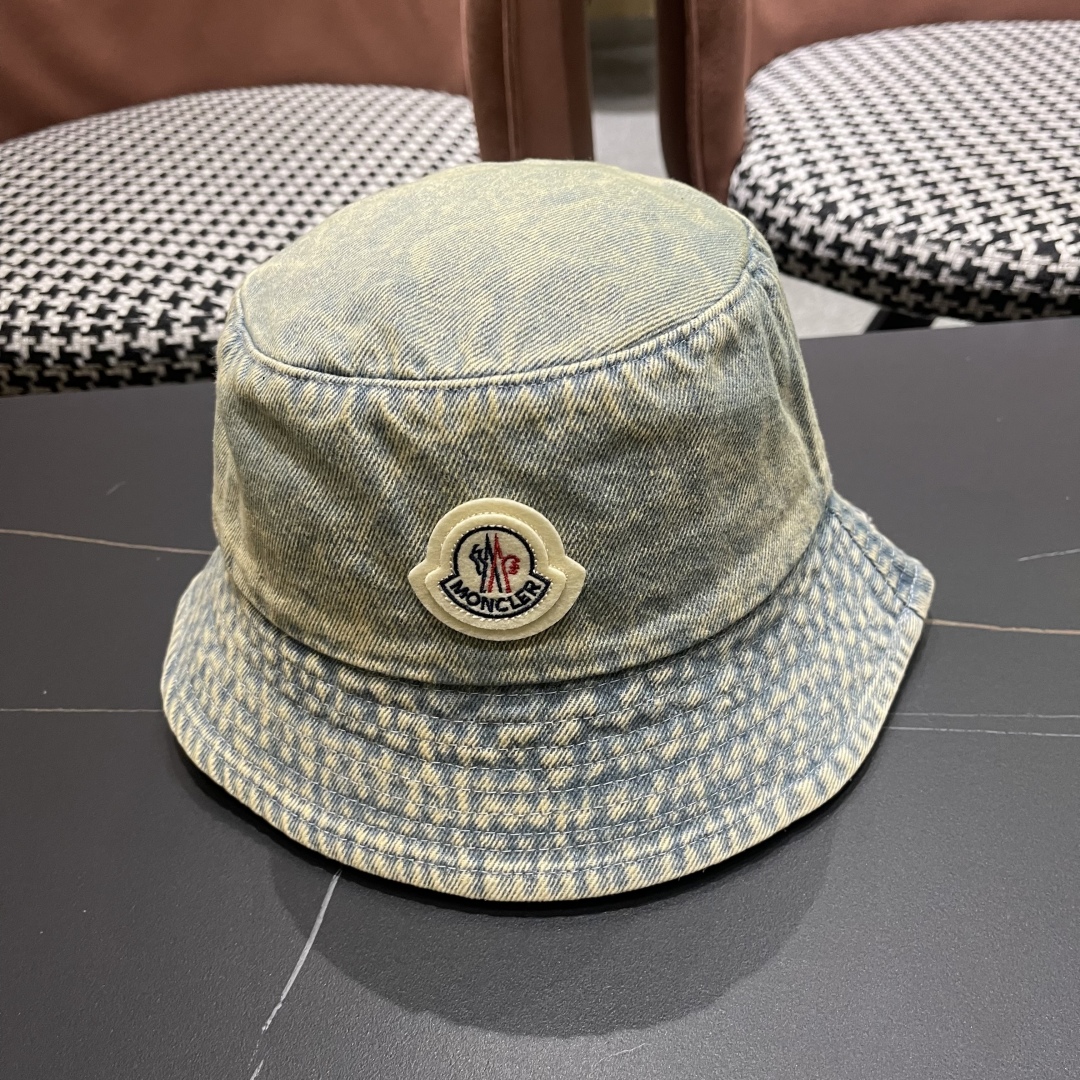  Moncler蒙口2025新款牛仔渔夫帽，经典流行款，质量超赞，