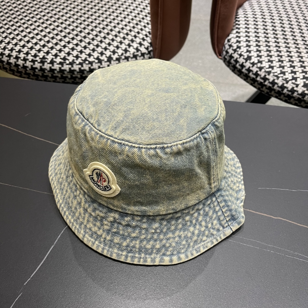  Moncler蒙口2025新款牛仔渔夫帽，经典流行款，质量超赞，