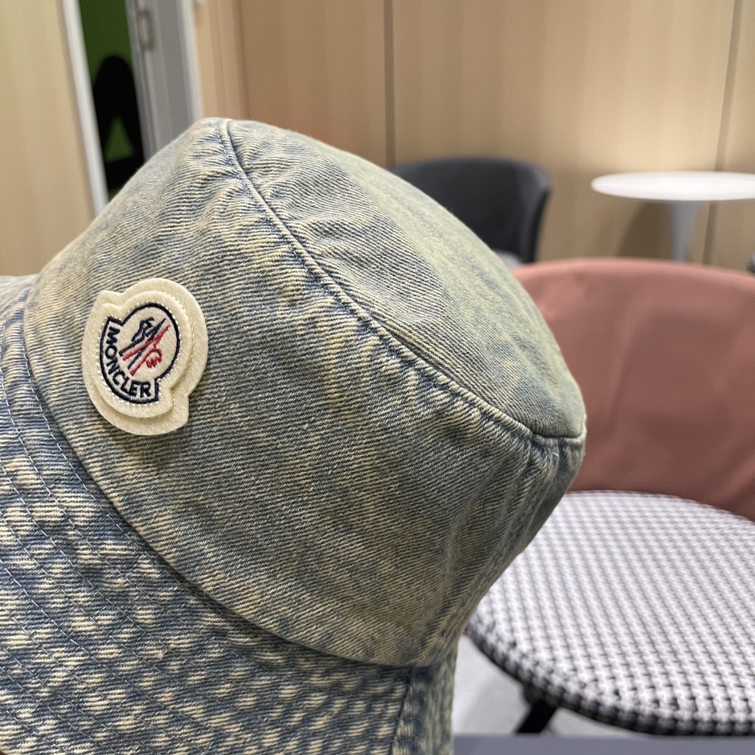  Moncler蒙口2025新款牛仔渔夫帽，经典流行款，质量超赞，
