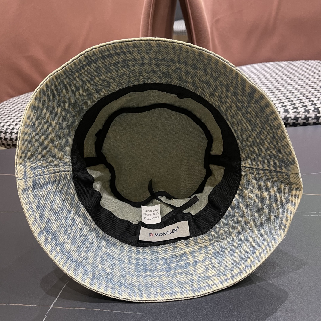  Moncler蒙口2025新款牛仔渔夫帽，经典流行款，质量超赞，