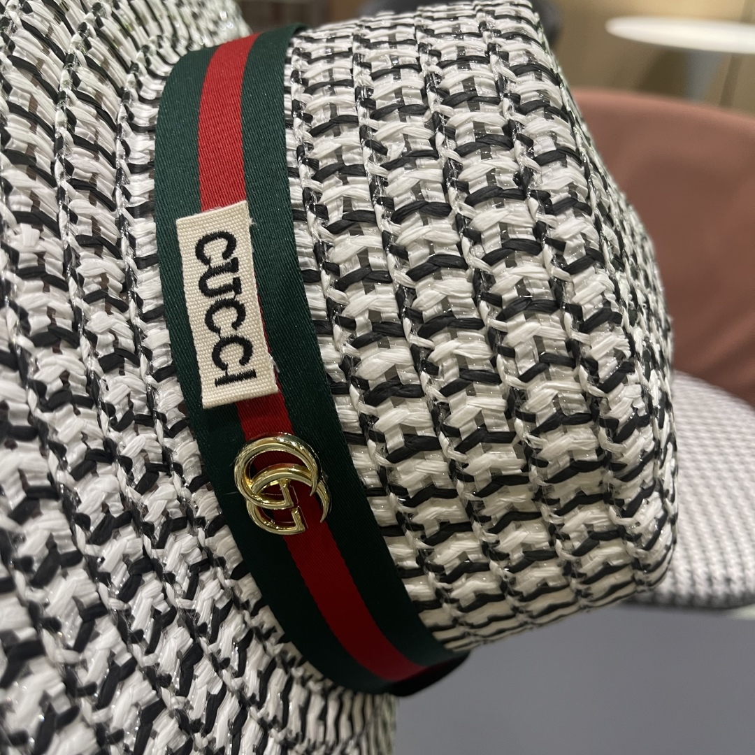  【GUCCI古奇】2025新款草编遮阳草帽🤩沙滩风，简约大方，百搭单品～新品上架