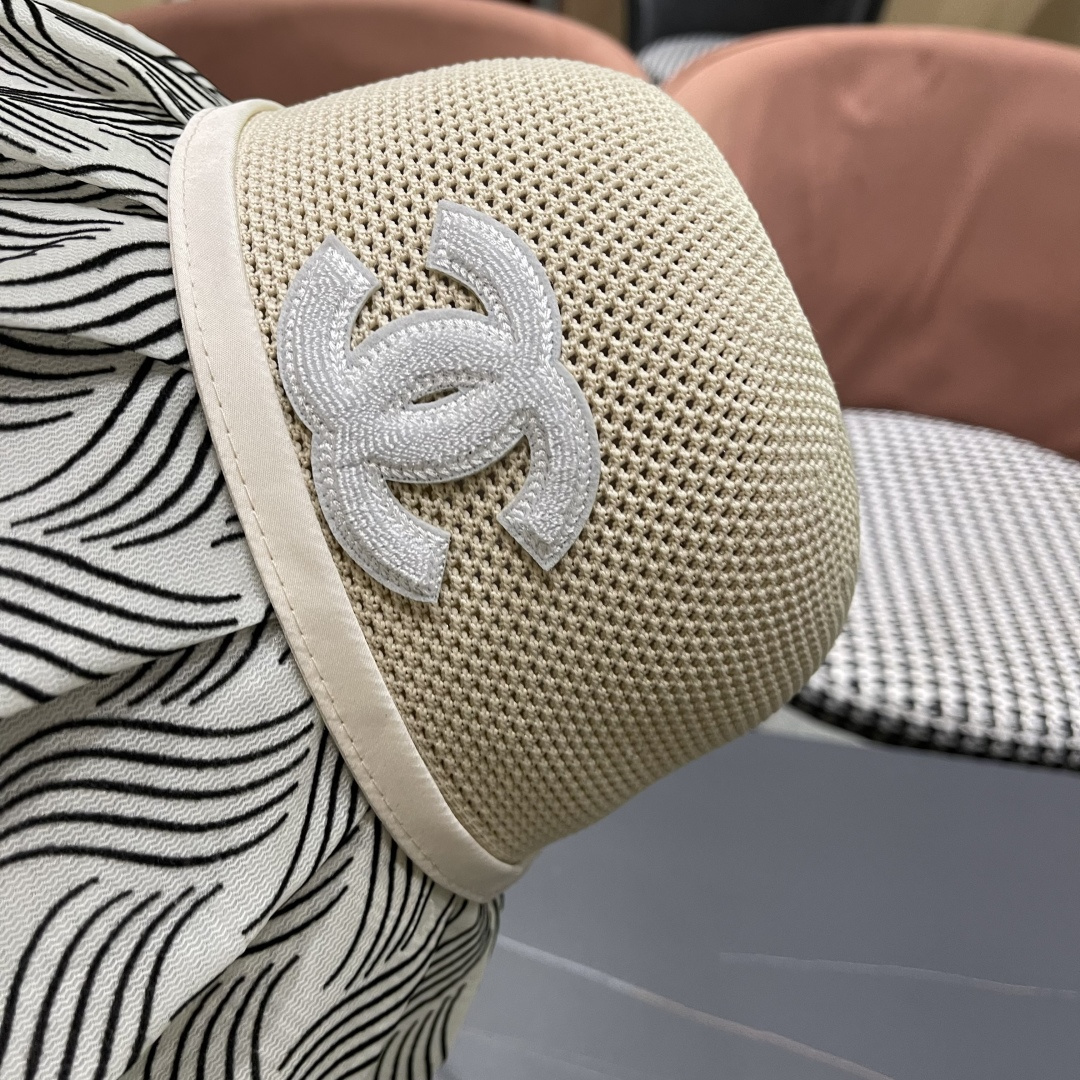 香奈儿Chanel新款夏季女防紫外线渔夫帽户外遮脸太阳帽字母镂空帽出游沙滩防晒