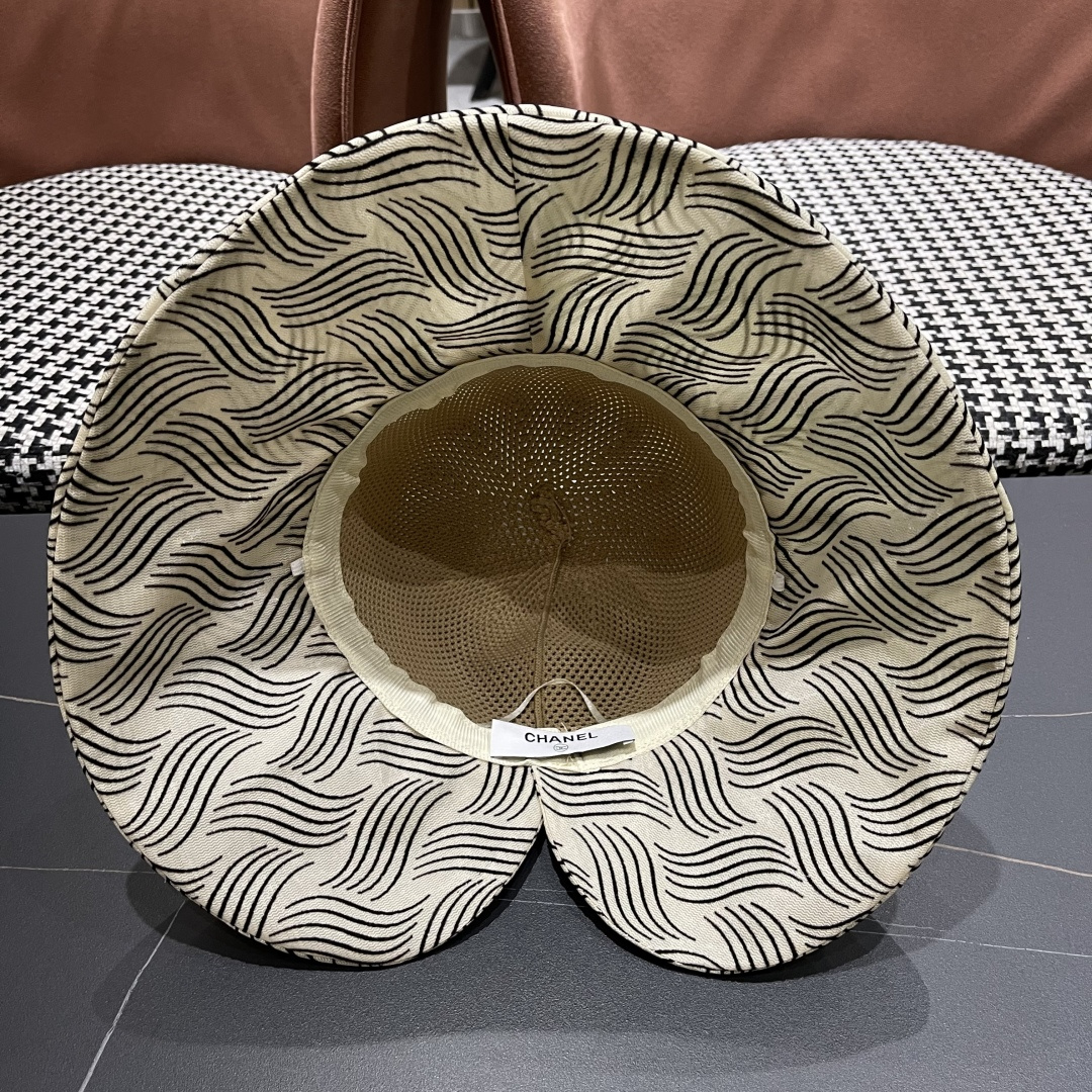 香奈儿Chanel新款夏季女防紫外线渔夫帽户外遮脸太阳帽字母镂空帽出游沙滩防晒