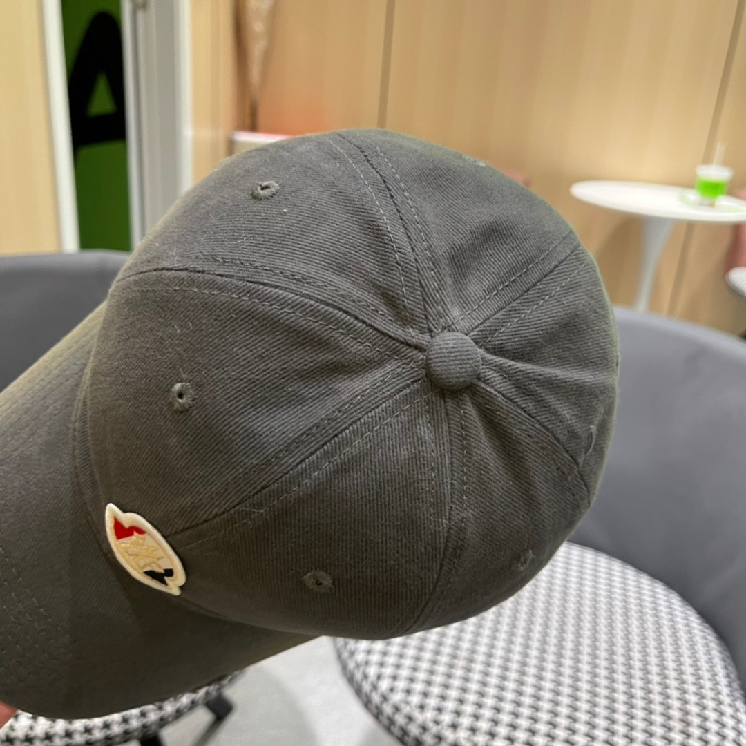 【蒙囗MONCLER】2025时尚网络爆款牛仔棒球帽！男女同款送人送礼最佳名品，赶紧订购哦，跑量款
