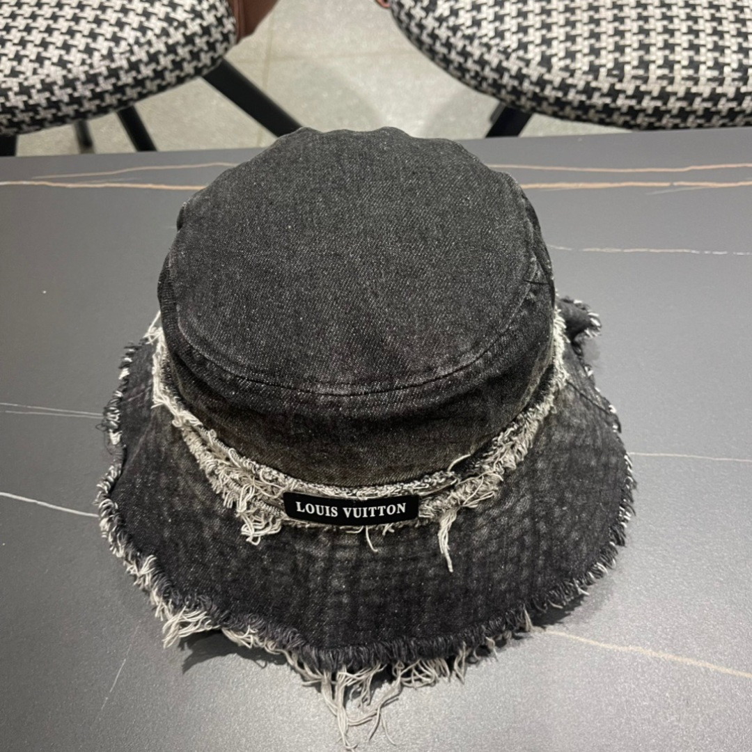 路易威登棒球帽LouisVuitton👒😍韩版时尚牛仔渔夫帽显脸小