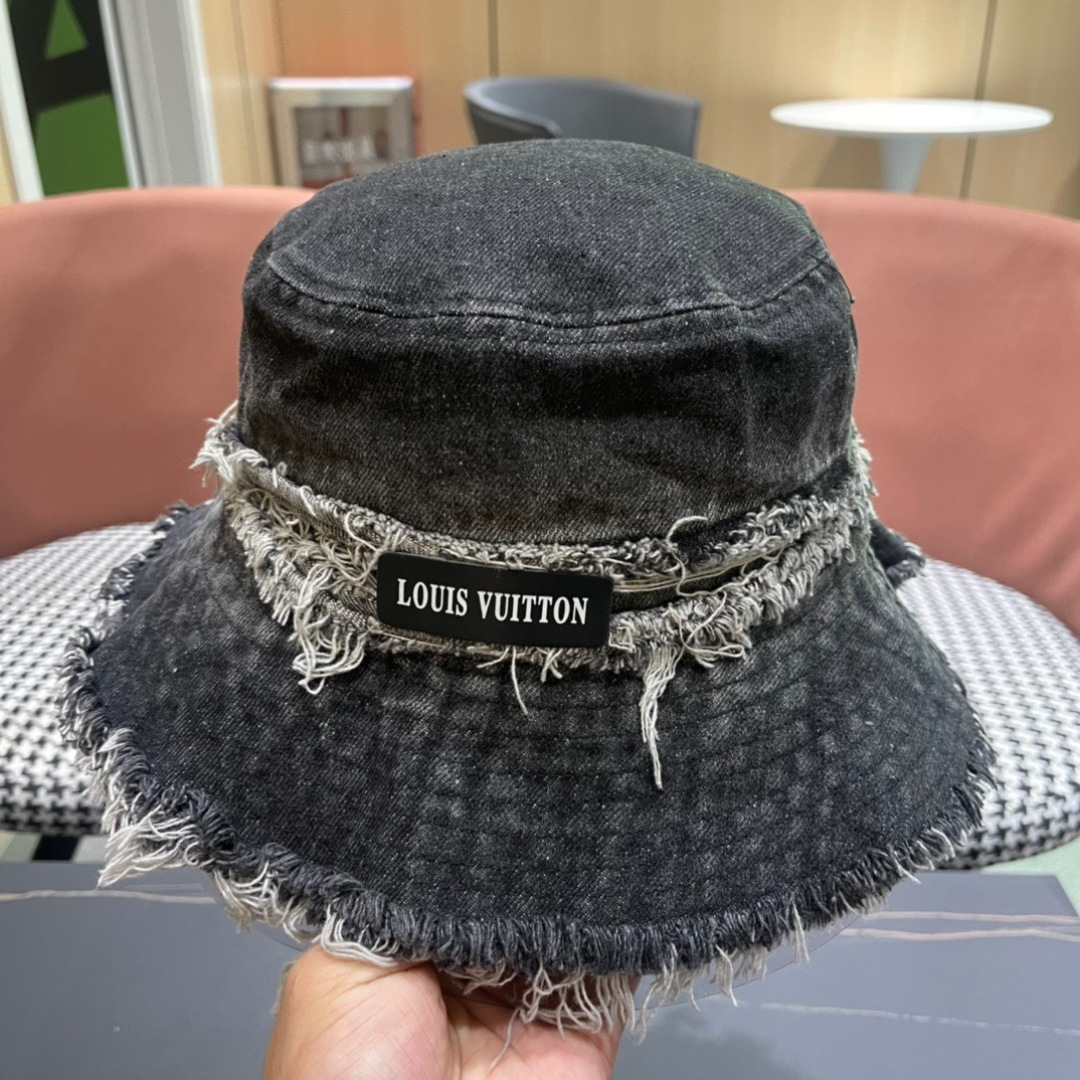 路易威登棒球帽LouisVuitton👒😍韩版时尚牛仔渔夫帽显脸小