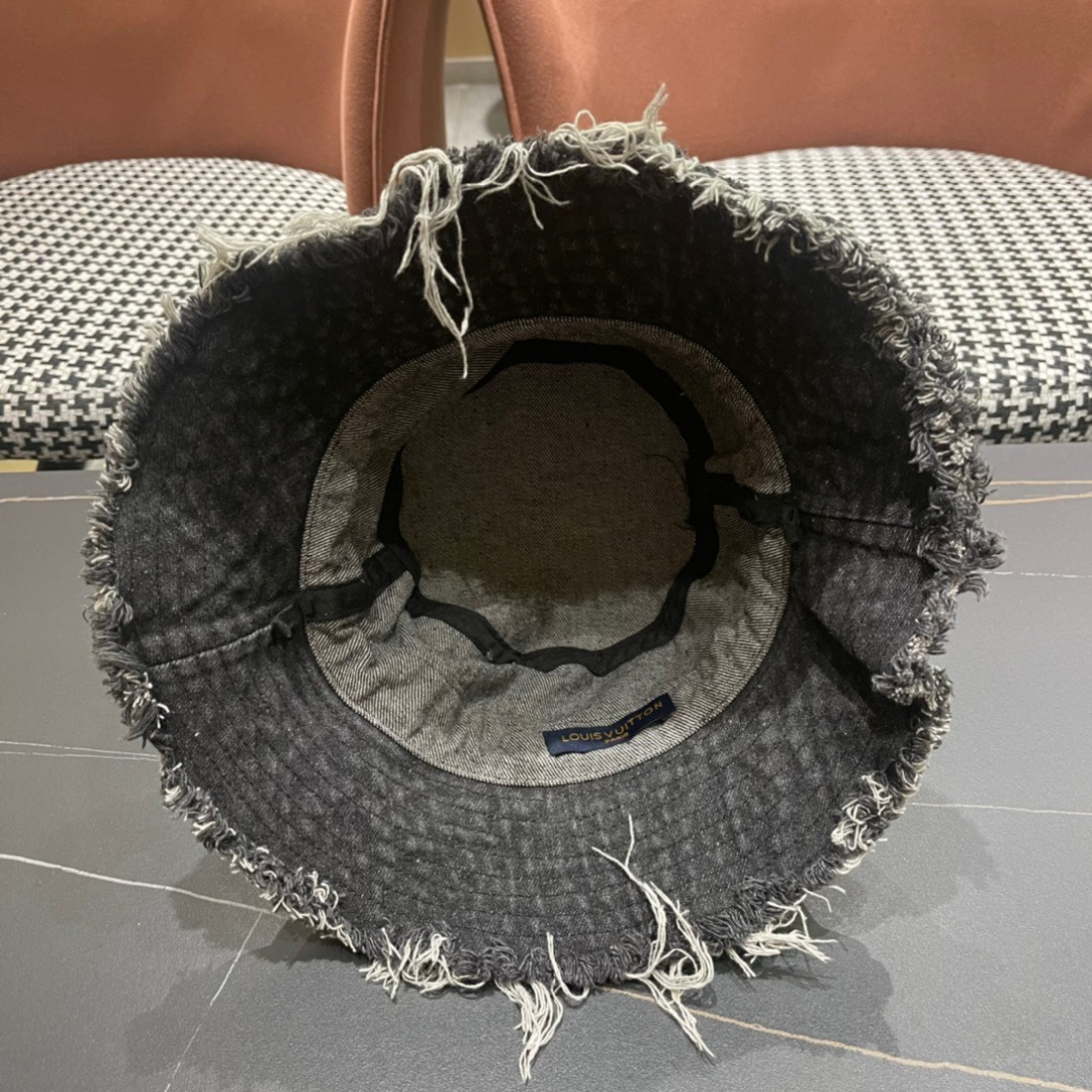 路易威登棒球帽LouisVuitton👒😍韩版时尚牛仔渔夫帽显脸小