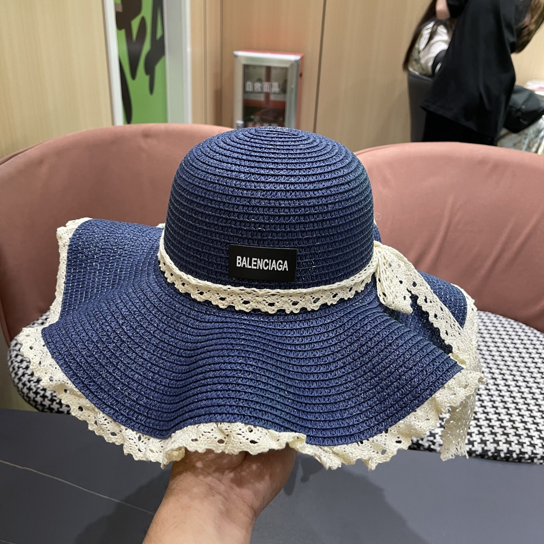  巴黎世家 BALENClAGA法式花边蕾丝草帽女夏凉帽防晒海边沙滩遮阳
帽大帽草编渔夫太阳帽