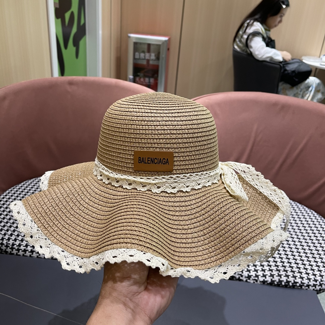  巴黎世家 BALENClAGA法式花边蕾丝草帽女夏凉帽防晒海边沙滩遮阳
帽大帽草编渔夫太阳帽