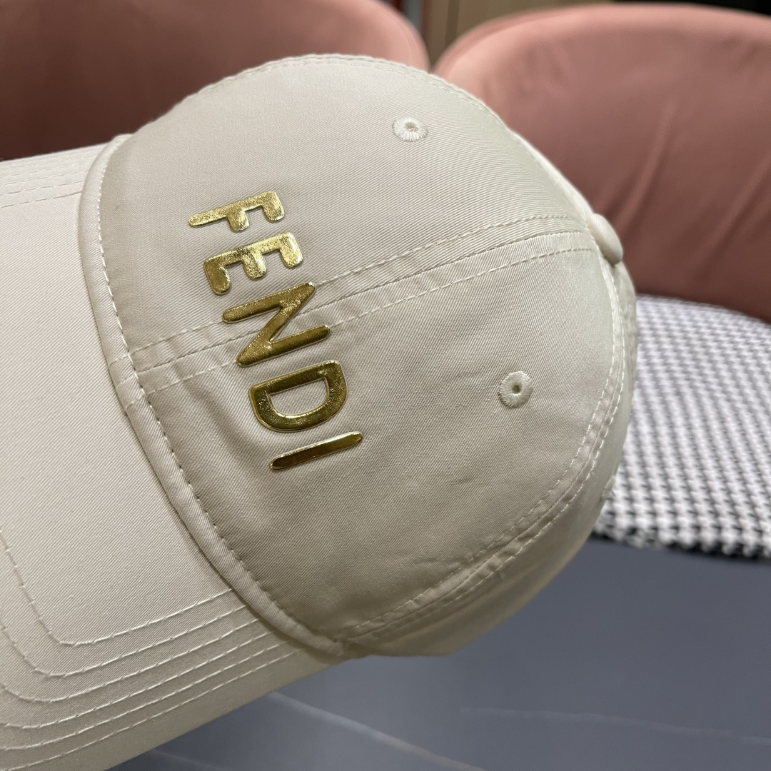  FENDI芬迪 2025新款棒球帽🧢 气质穿搭单品，质量杠杠强
