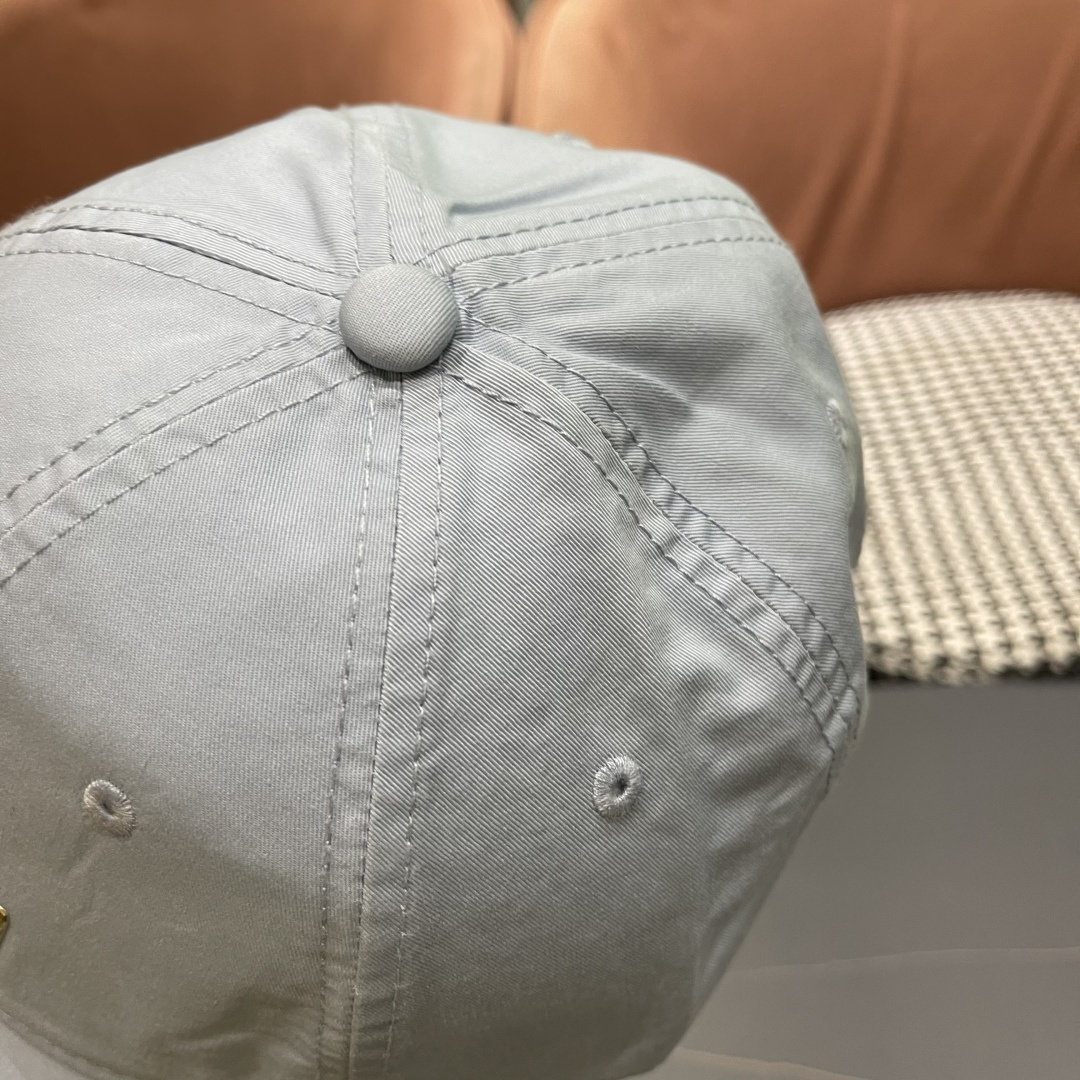  FENDI芬迪 2025新款棒球帽🧢 气质穿搭单品，质量杠杠强