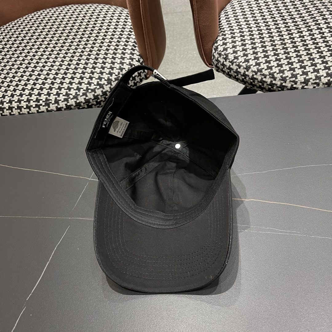  FENDI芬迪 2025新款棒球帽🧢 气质穿搭单品，质量杠杠强