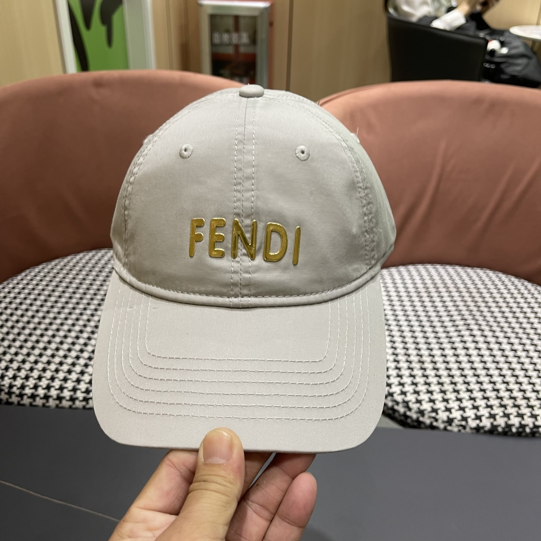  FENDI芬迪 2025新款棒球帽🧢 气质穿搭单品，质量杠杠强