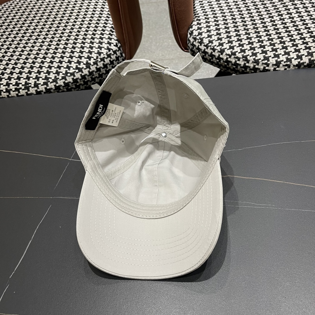  FENDI芬迪 2025新款棒球帽🧢 气质穿搭单品，质量杠杠强