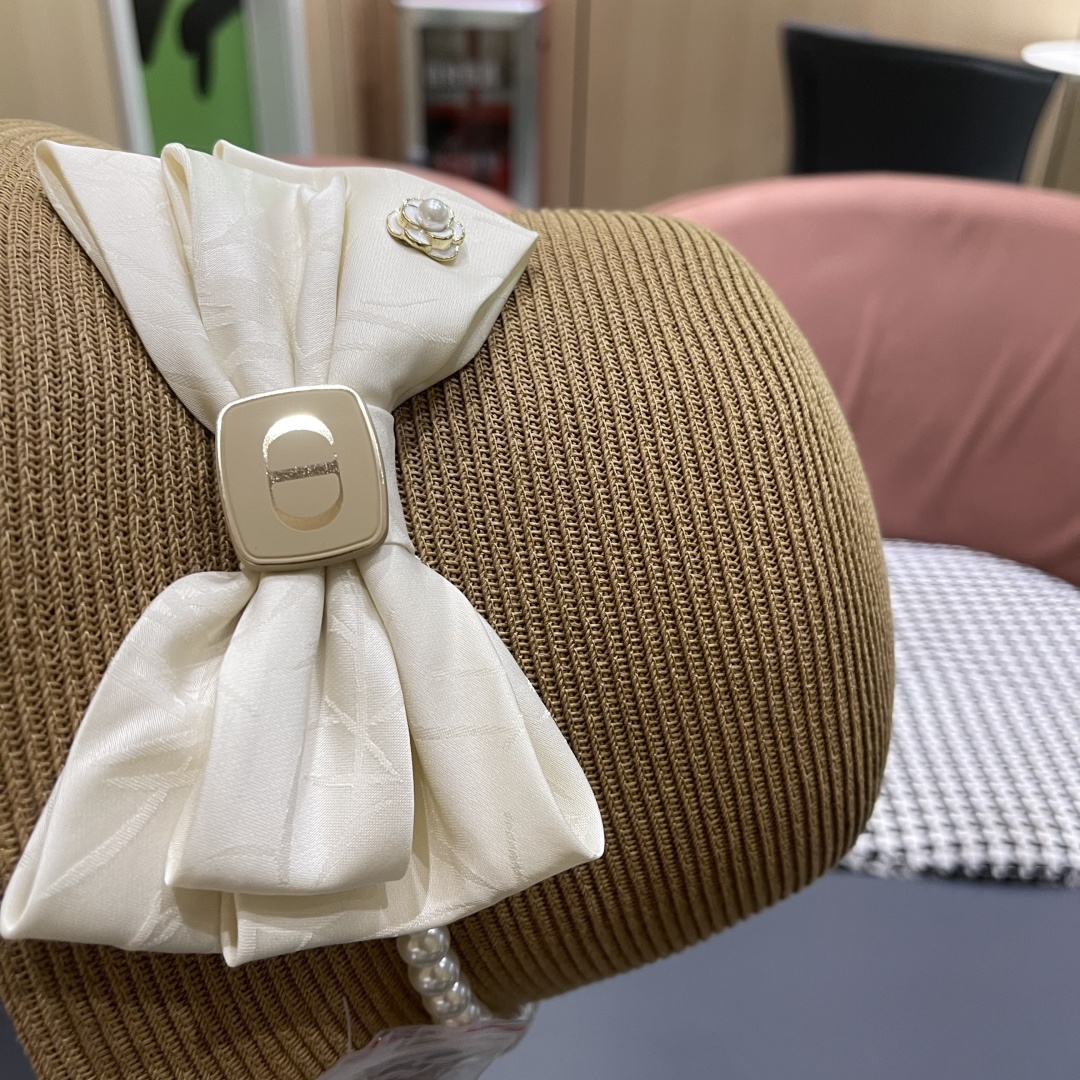  迪奥Dior草帽法式复古大珍珠蝴蝶结防晒草帽女
夏季遮阳盆帽渔夫帽可折叠