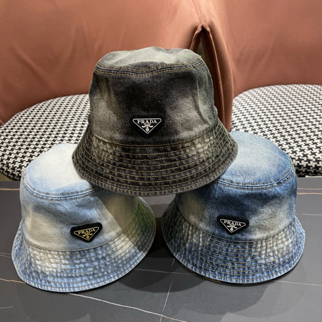 P经典款普拉达🧢牛仔渔夫帽，水洗渐变效果，出街标配
