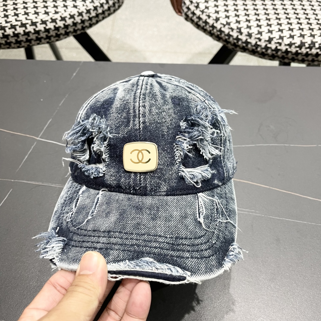  香奈儿CHANEL 新品牛仔破洞棒球帽，小香经典简约，时尚休闲设计 跑量新品