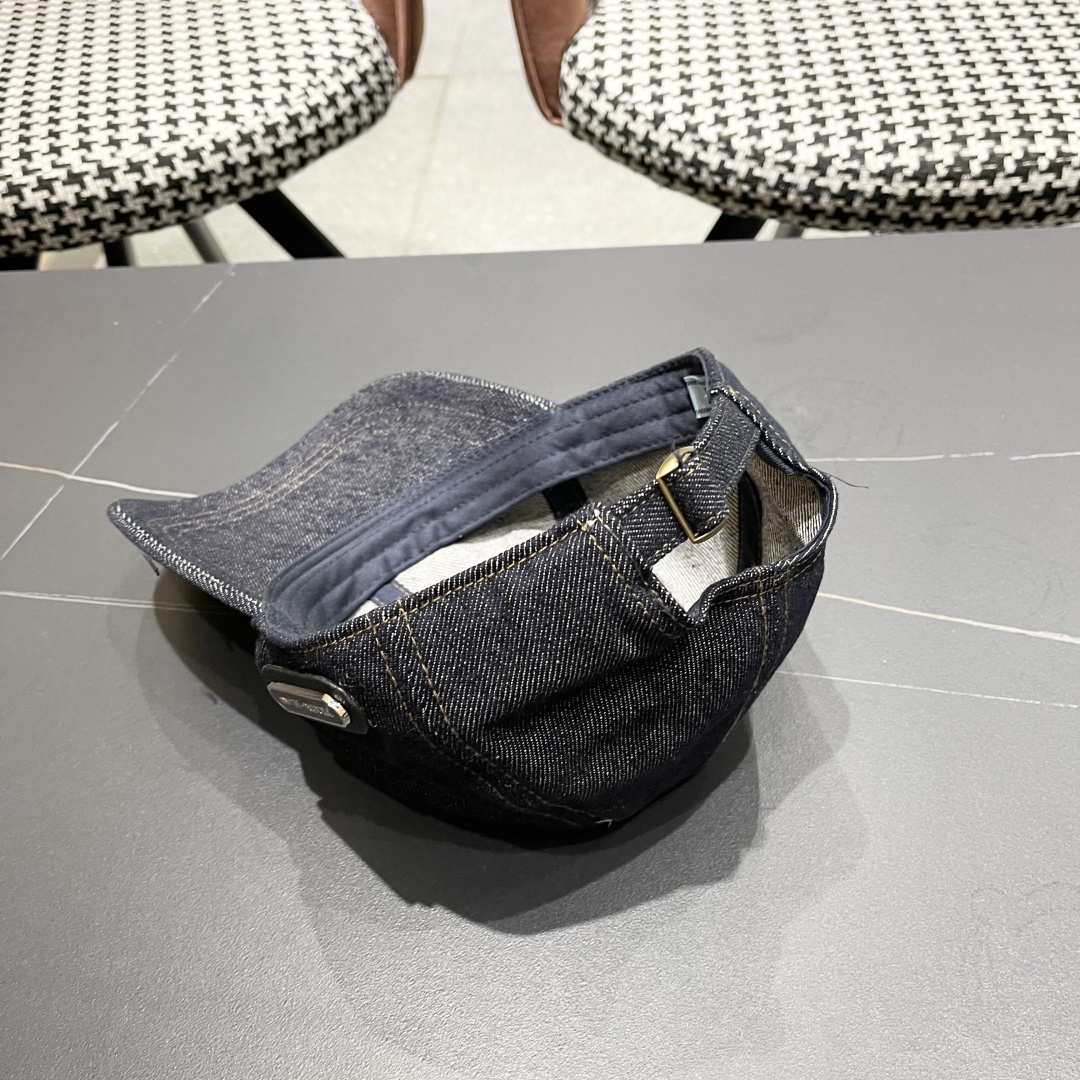 棒球帽 渔夫帽 Prada(普拉达)新款原单棒球帽， 1:1开模订制，原版牛津布料+头层牛皮，做工完美，