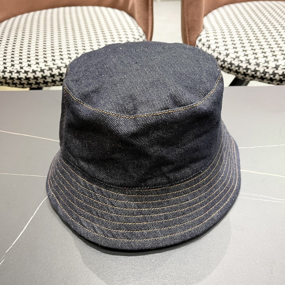 棒球帽 渔夫帽 Prada(普拉达)新款原单棒球帽， 1:1开模订制，原版牛津布料+头层牛皮，做工完美，