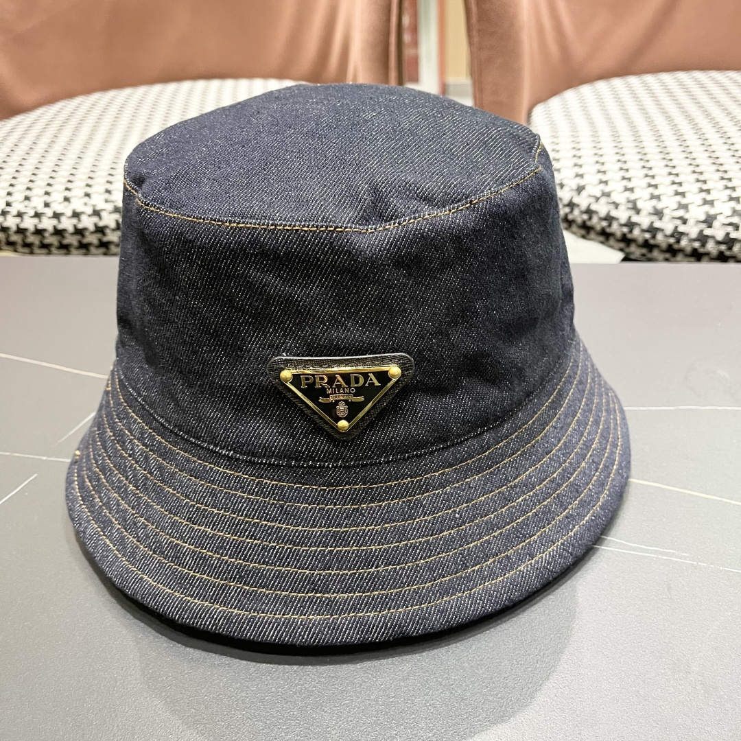 NO:343704,60 Baseball Cap 65 Fisherman's Cap rada (Prada) new original single baseball cap, 1:1 open mold customization, original Oxford fabric + top layer cowhide, perfect workmanship and excellent quality!  Cotton inner, hat, straw hat, fisherman hat, baseball hat, hat, prada, prada, espadrilles, cowhide, hats60 棒球帽 65 渔夫帽 rada(普拉达)新款原单棒球帽, 1:1开模订制,原版牛津布料+头层牛皮,做工完美,质量超赞！纯棉内里,帽子草帽渔夫帽棒球帽,帽子,prada,prada,espadrilles,cowhide,hats,hat