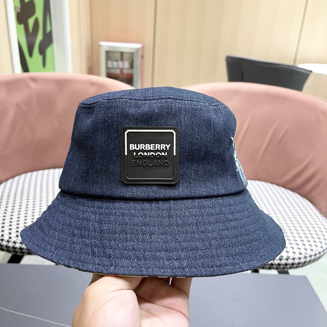 巴宝莉Burberry 2025原单新款牛仔渔夫帽 经典战马简约刺绣原单新品，超喜欢🥰火爆