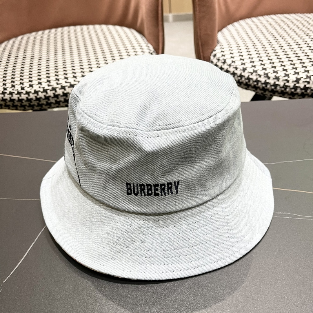 巴宝莉Burberry 2025原单新款牛仔渔夫帽 经典战马简约刺绣原单新品，超喜欢🥰火爆