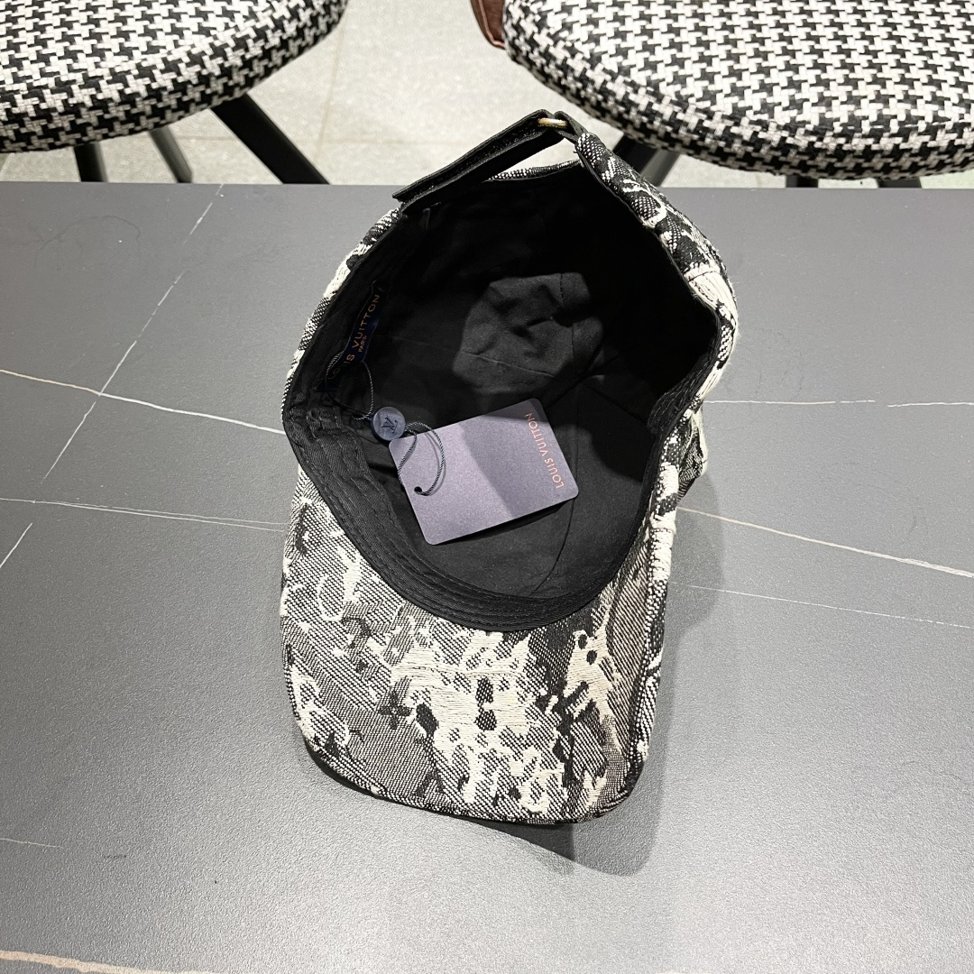 路易威登lv棒球帽 LouisVuitton😍25新款重工打造♥️高端大气，百搭款🤗男女通用！