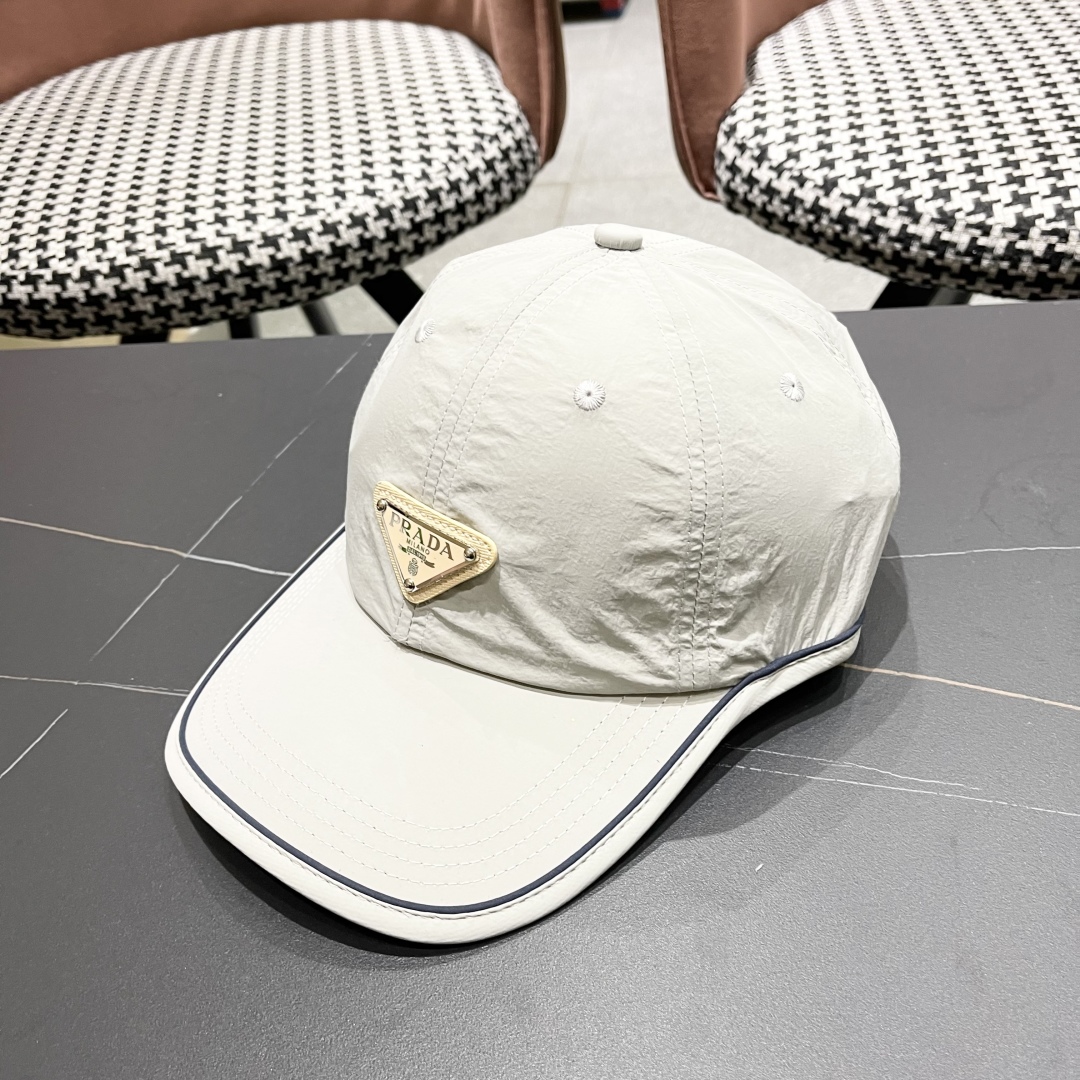 普拉达 PRADA速干棒球帽时尚潮流，高端做工！非一般的品质，细节看实拍哦