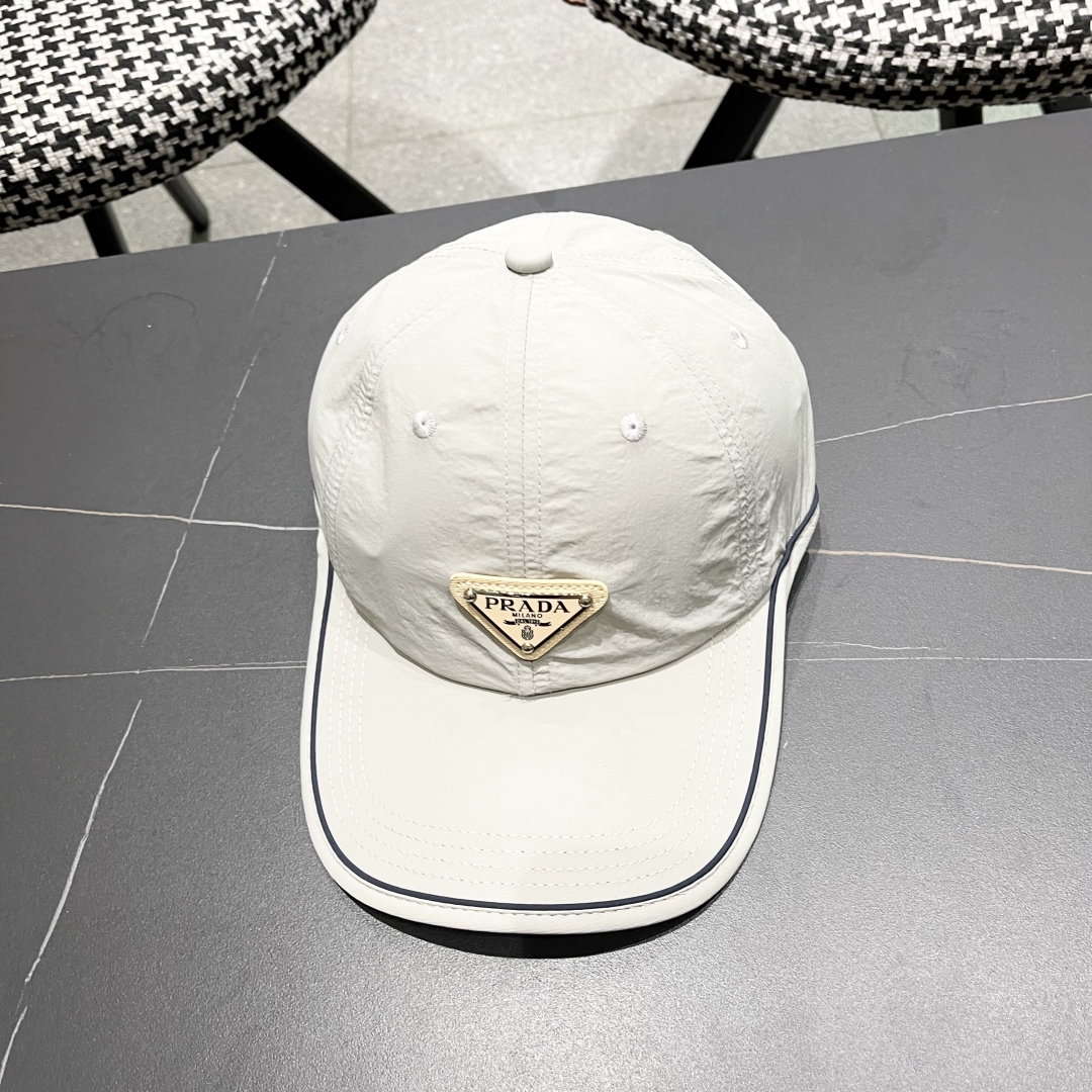  普拉达 PRADA速干棒球帽时尚潮流，高端做工！非一般的品质，细节看实拍哦