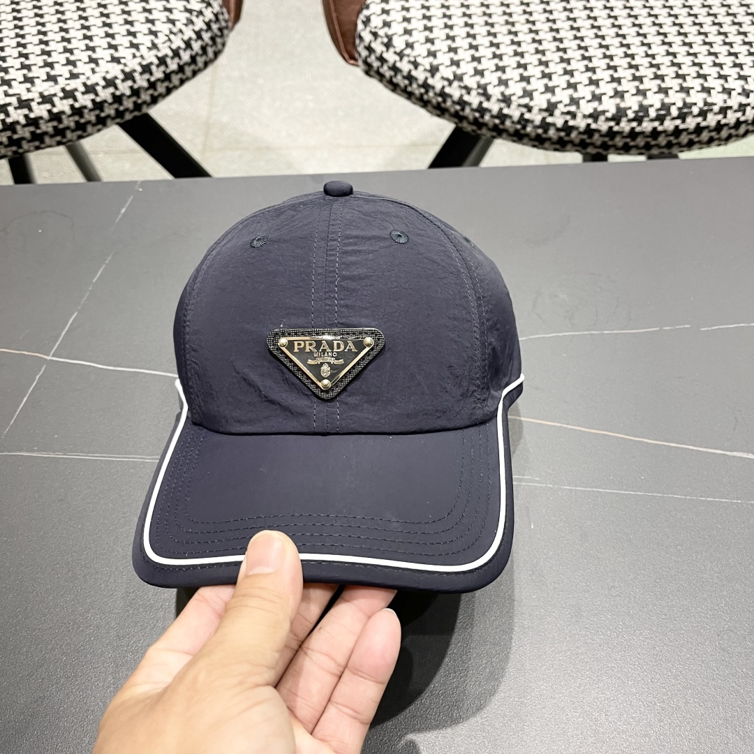  普拉达 PRADA速干棒球帽时尚潮流，高端做工！非一般的品质，细节看实拍哦