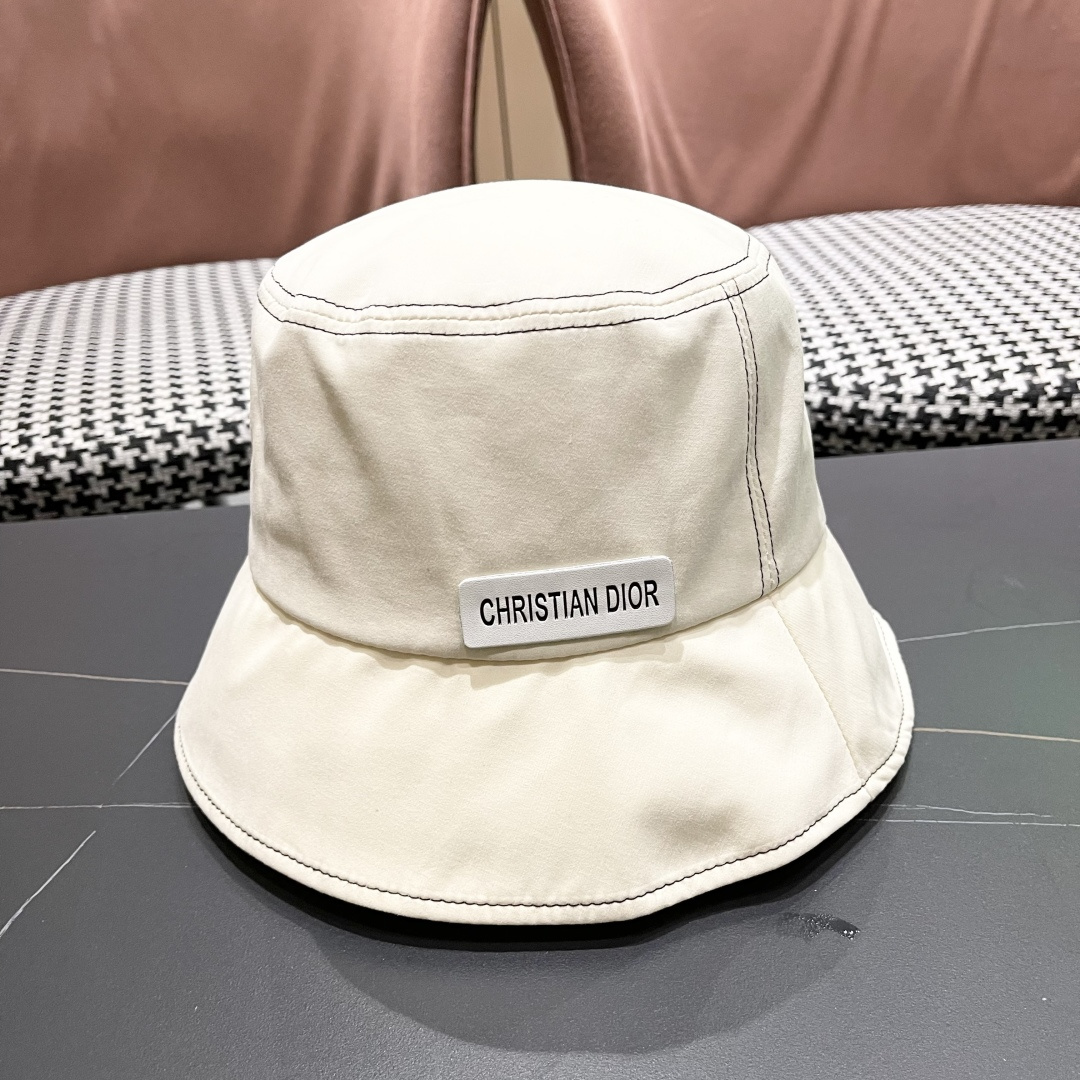 【DIOR迪奥】2025春夏新款简约渔夫帽，🔆百搭日常款～出街必备