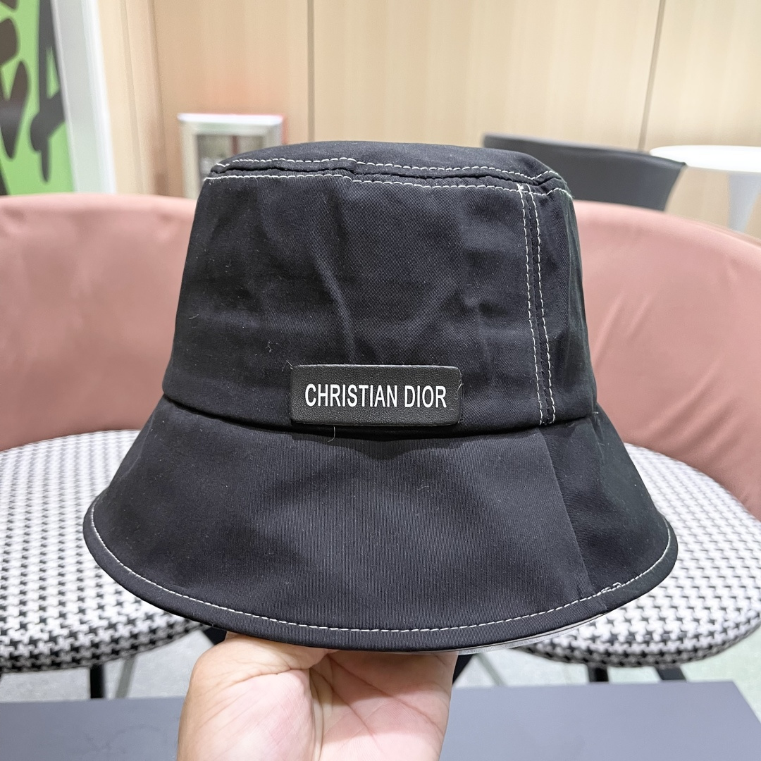 【DIOR迪奥】2025春夏新款简约渔夫帽，🔆百搭日常款～出街必备