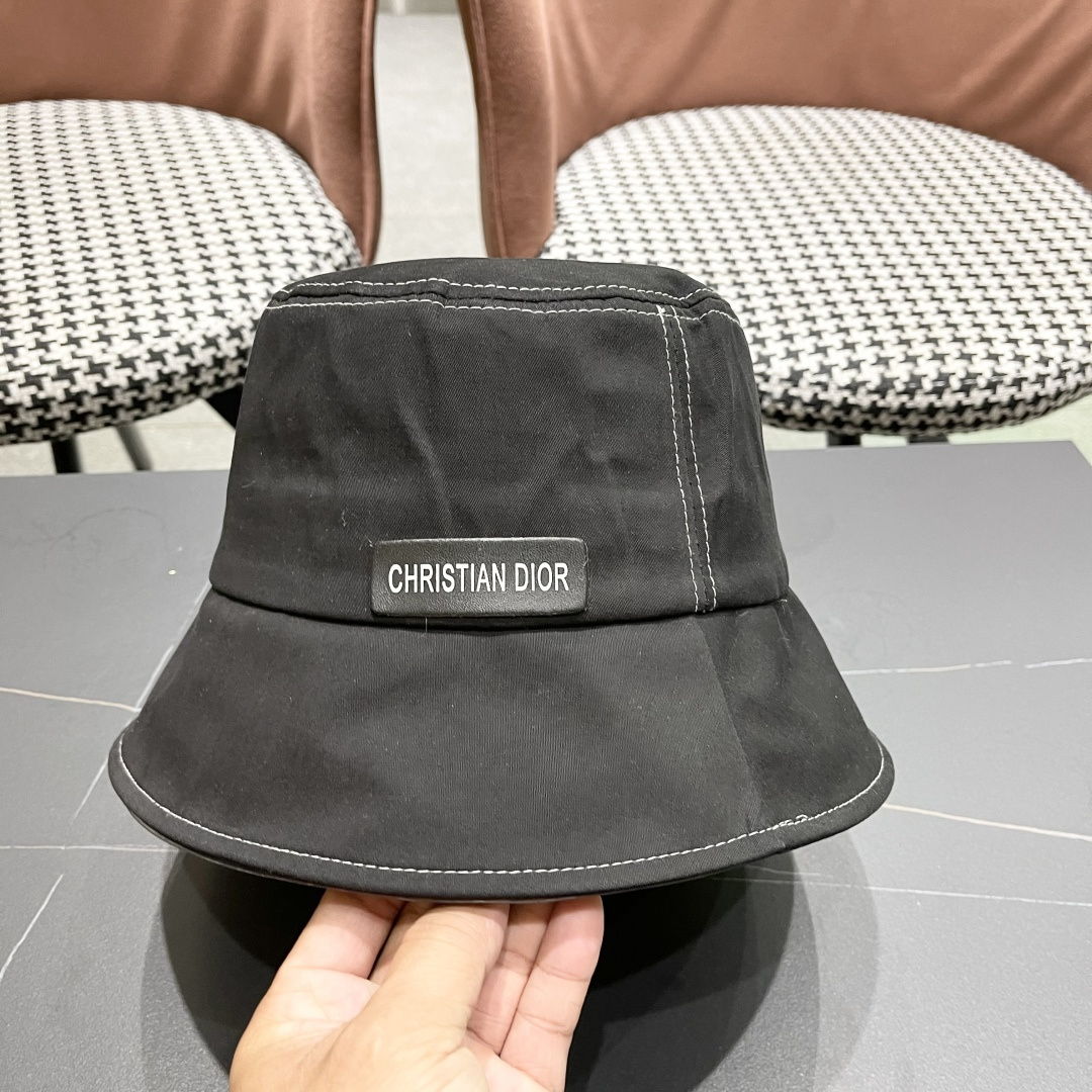 【DIOR迪奥】2025春夏新款简约渔夫帽，🔆百搭日常款～出街必备