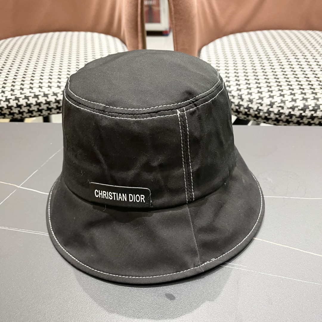 【DIOR迪奥】2025春夏新款简约渔夫帽，🔆百搭日常款～出街必备