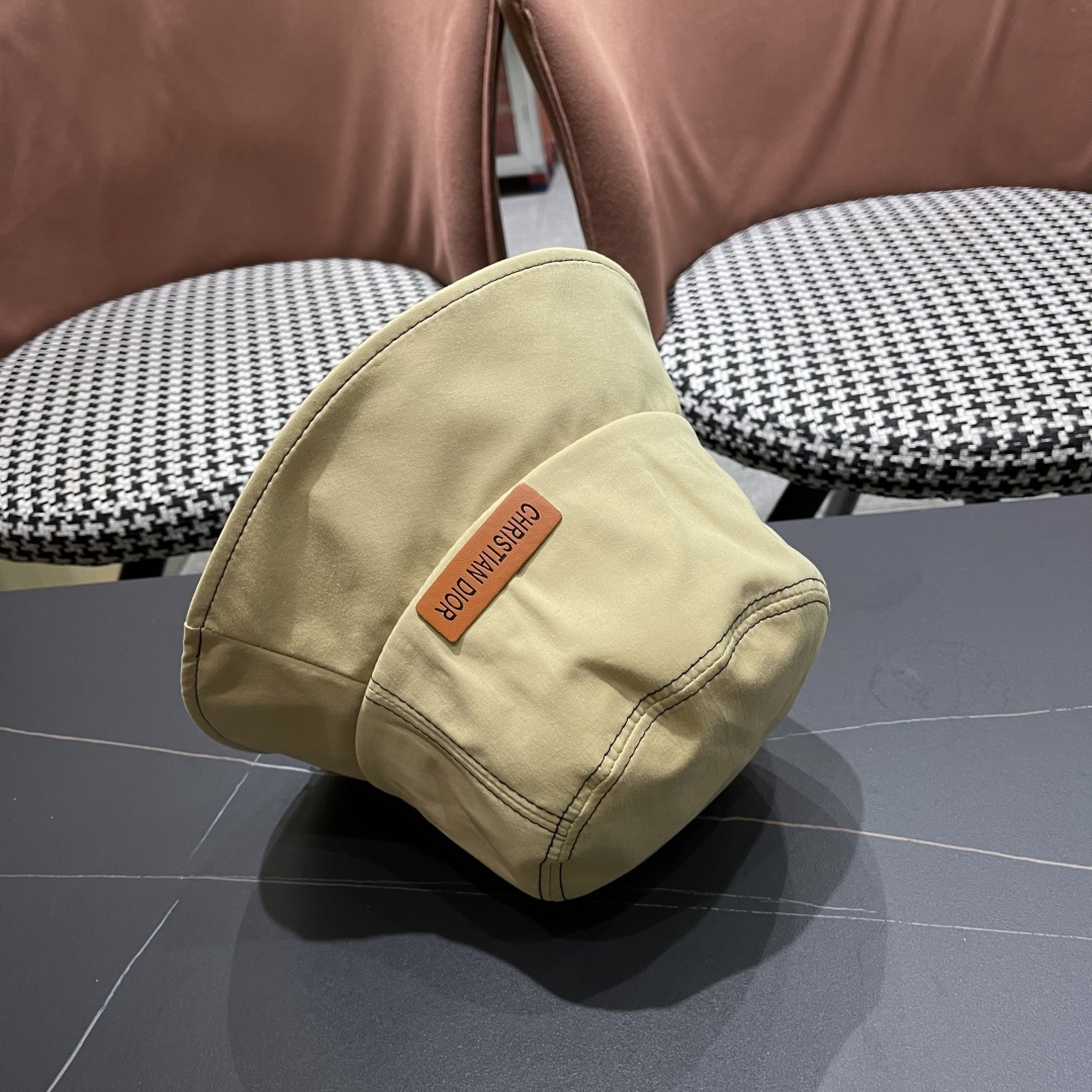 【DIOR迪奥】2025春夏新款简约渔夫帽，🔆百搭日常款～出街必备